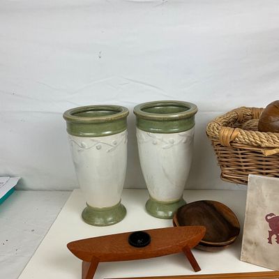 3622 18-Piece Rustic Farmhouse & Garden Décor Lot
