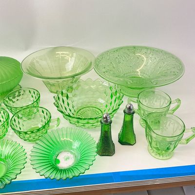 Vintage Green Uranium & Depression Glass Collection - 21 Pieces
