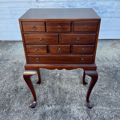 3704 Vintage Mahogany Silver Chest on Queen Anne Stand