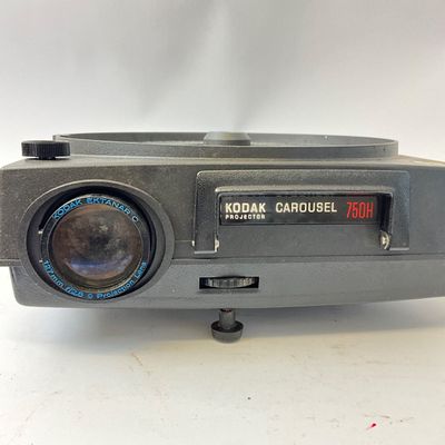 Vintage Kodak Carousel 750H Slide Projector with Two Rotary Slide Trays