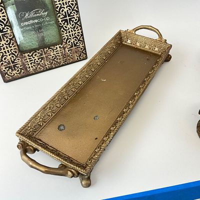 Creative Co-Op Williamsburg Frame & Rooster Votive Set with Tray