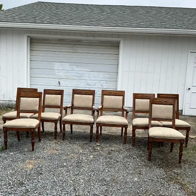 3618 Henredon 9-Piece Dining Set – Extension Table & 8 Upholstered Chairs