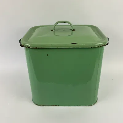 3609 Vintage Green Enamel Metal Bread Box with Lid – Stenciled “BREAD”