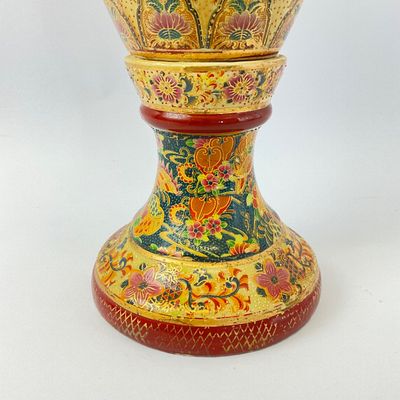 Vintage Japanese Satsuma Style Gilt Ceramic Urn Vase