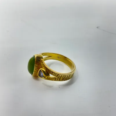 3013 18K Yellow Gold Jade & Amethyst Ring – Size 6, 5.4g