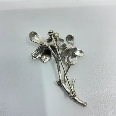 3027 Vintage Sarah Coventry Silver-Tone Floral Brooch – 8.5g