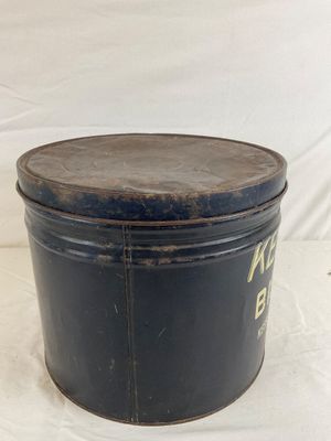 Vintage Keebler Biscuits Metal Tin - Keebler Weyl Baking Co.