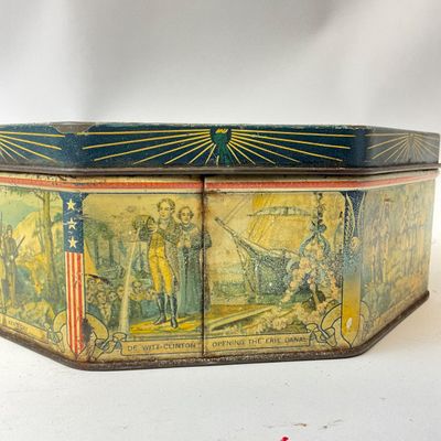 Vintage Loose-Wiles Biscuit Co. Statue of Liberty Octagonal Tin with Handle