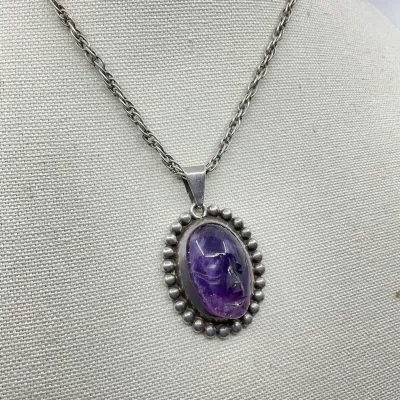 3020 Taxco Mexico Sterling Silver Carved Amethyst Face Pendant Necklace