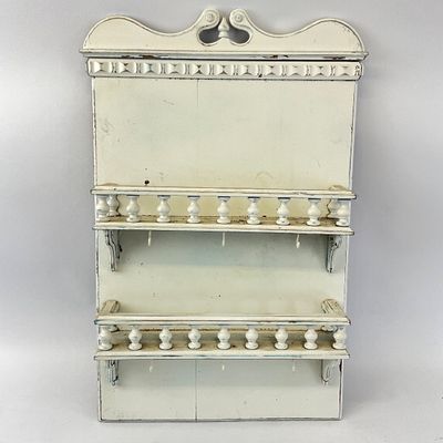 Vintage Shabby Chic White Painted Wooden Wall Shelf with Spindle Railings