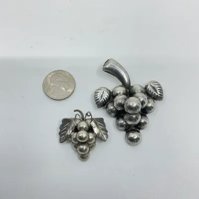 3024 Pair Mexican Sterling Silver Grape Cluster Brooches – 24.4g Total