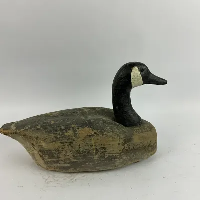 3651 Vintage Hand-Carved Canada Goose Hunting Decoy – Weathered Paint