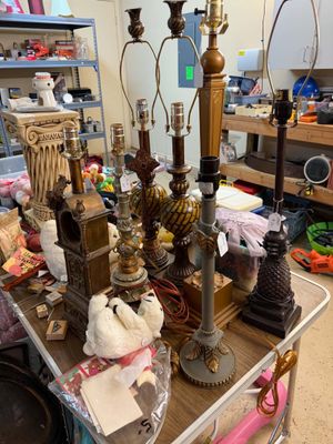 Lot 25: Vintage Estate Table Lot: Neoclassical Pedestal, Lamps, Board Games, & Plush Toys