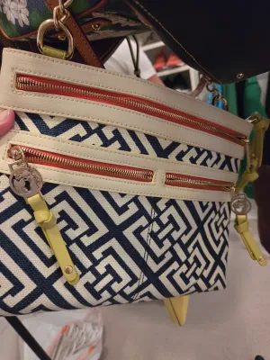 Sale Photo Thumbnail #360