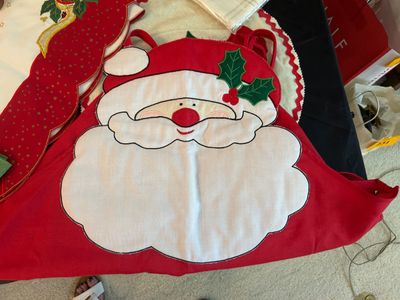 CHRISTMAS DINING TABLE DECOR