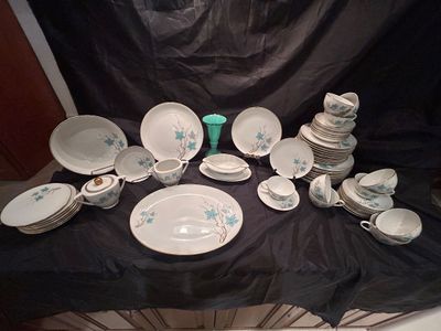 ROYAL JACKSON, BRYN MAWR SET OF DISHES
