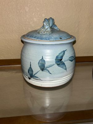 ARTISAN STUDIO POTTERY COLLECTION