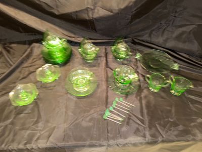 GREEN URANIUM TEA, CUPS, SAUCERS, AND CREAM AND SUGAR DEPRESSION GLASS