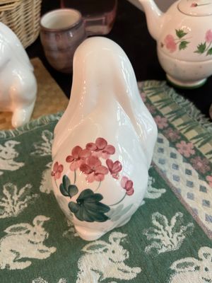 EASTER AND OTHER DINING TABLE DECORATIONS