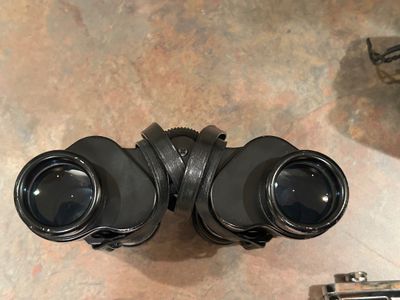TASCO ZIP 2004 BINOCULARS WITH CASE AND ACCESSORIES