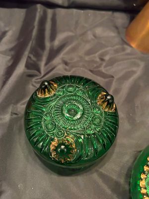 EMERALD GREEN EAPG 19th CENTURY RIVERSIDE GLASS CHOOSING CLAW PATTERN