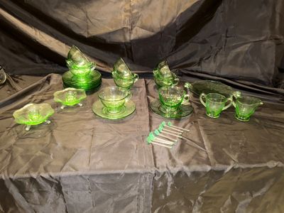 GREEN URANIUM TEA, CUPS, SAUCERS, AND CREAM AND SUGAR DEPRESSION GLASS
