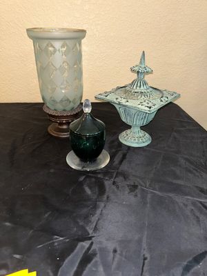 ASSORTED HOME DECORATIVE GLASSWARE AND CAST INCENSE BURNER