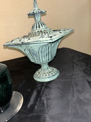 ASSORTED HOME DECORATIVE GLASSWARE AND CAST INCENSE BURNER