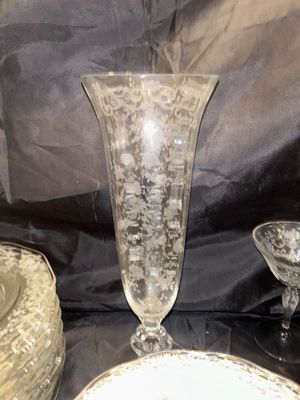 LARGE SET OF VINTAGE FOSTORIA NAVERRE PATTERN DEPRESSION GLASS