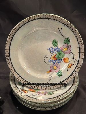 VINTAGE CHILDREN’S TEA SET
