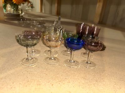 MINIATURES GROUPING OF VINTAGE DISHES