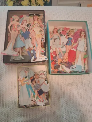 BOY & GIRL PAPER DOLLS WITH CLOTHES AND ACCESSORIES