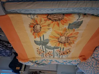 HAND MADE CROCHETED SUNFLOWER THROW BLANKET