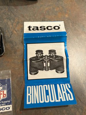 TASCO ZIP 2004 BINOCULARS WITH CASE AND ACCESSORIES