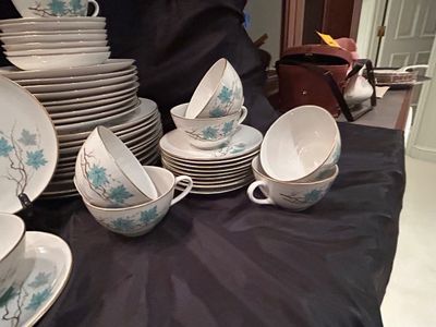 ROYAL JACKSON, BRYN MAWR SET OF DISHES