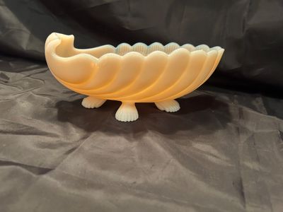 VINTAGE MCCOY POTTERY PEACH COLORED 1940S VASE & CAMBRIDGE CROWN TUSCAN PINK MILK GLASS FOOTED SEASHELL BOWL