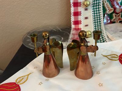 CHRISTMAS DINING TABLE DECOR
