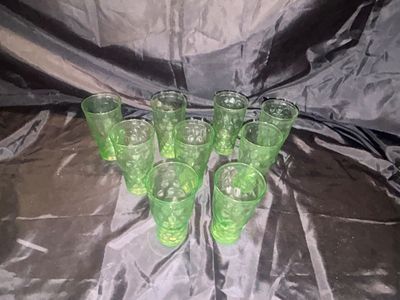 GREEN URANIUM DEPRESSION GLASS
