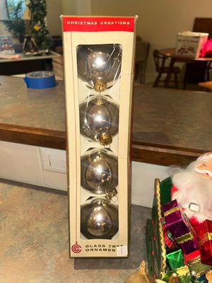 SHINY BRIGHT VINTAGE CHRISTMAS DECORATIONS AND MORE