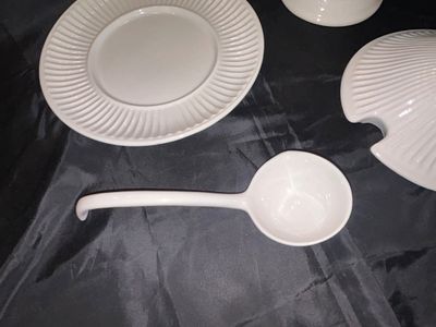 LENNOX SERVING BOWL, CALIFORNIA USA SOUP TAURINE WITH LADEL AND MORE
