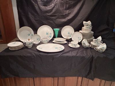 ROYAL JACKSON, BRYN MAWR SET OF DISHES