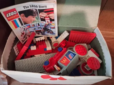 VINTAGE BLOCK LEGOS