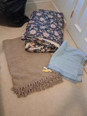 POTTERY BARN THROW BLANKET, QUEEN COMFORTER