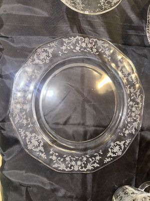 LARGE SET OF VINTAGE FOSTORIA NAVERRE PATTERN DEPRESSION GLASS