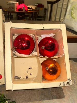 SHINY BRIGHT VINTAGE CHRISTMAS DECORATIONS AND MORE
