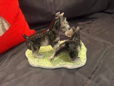 CUTE LITTLE VINTAGE MINIATURE SCHNAUZER, HOME DECOR