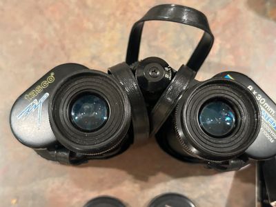 TASCO ZIP 2004 BINOCULARS WITH CASE AND ACCESSORIES