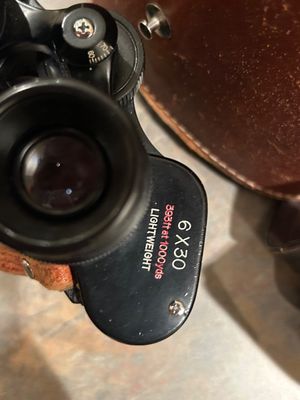 MAYFLOWER BINOCULARS & GE LIGHT METER WITH CASES