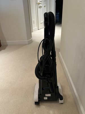 SIMPLICITY SYMMETRY VACUUM CLEANER WITH ACCESSORIES