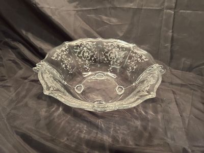 LARGE SET OF VINTAGE FOSTORIA NAVERRE PATTERN DEPRESSION GLASS
